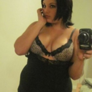 javi se,i uzivaj u mojim oblinama