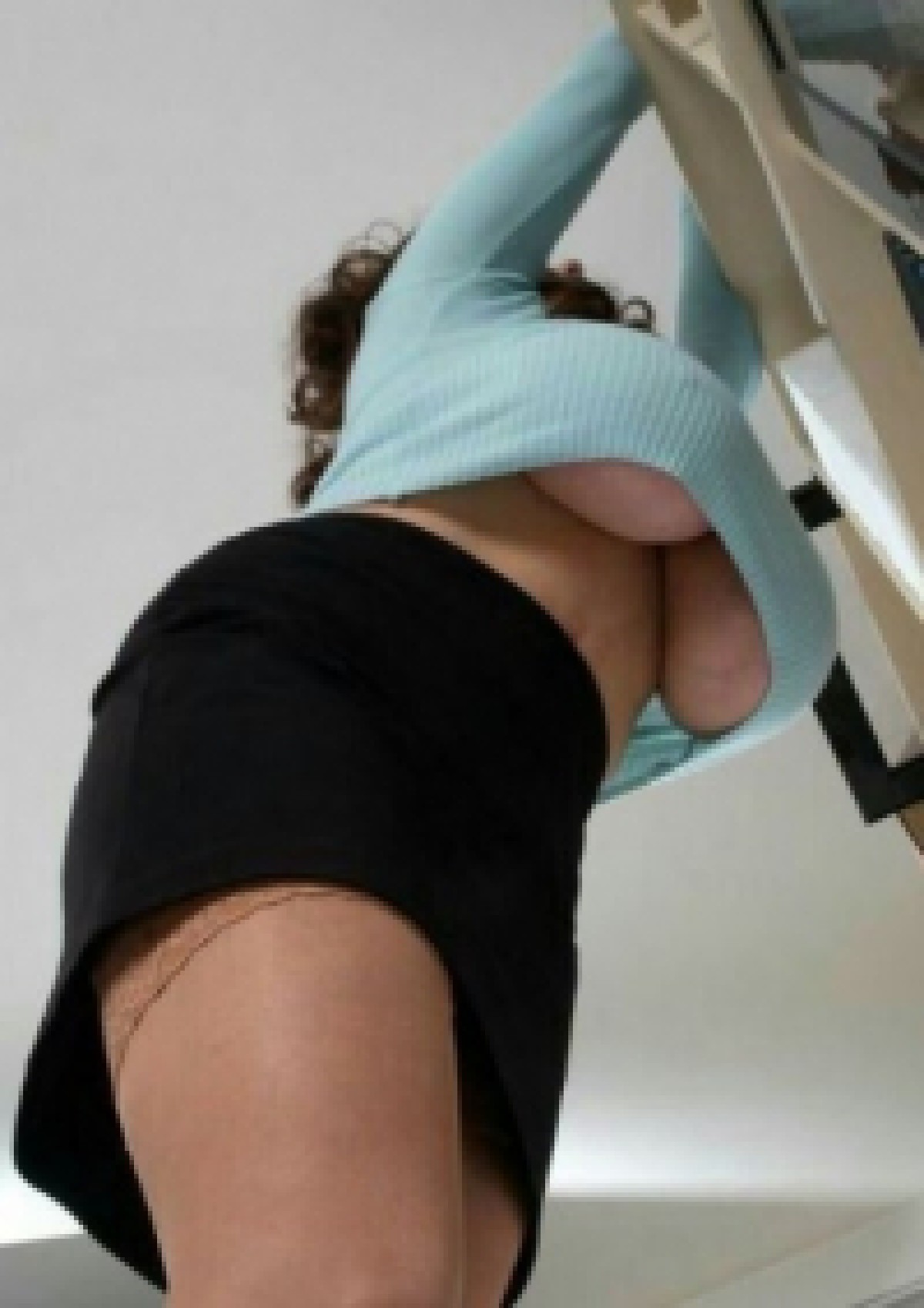 obozavam biti gola i mokra