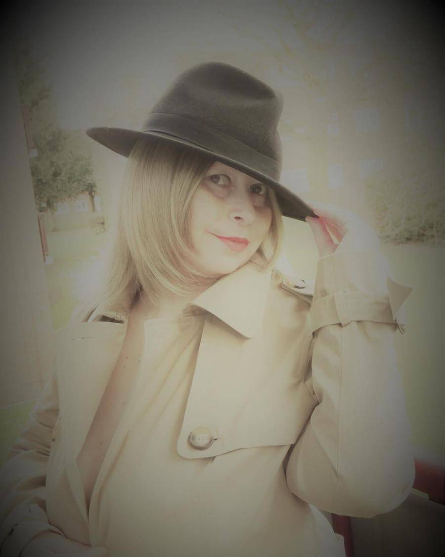 LJILJA RIJEKA ZOVI 064-605-500 ŠALJI SMS vidi opis