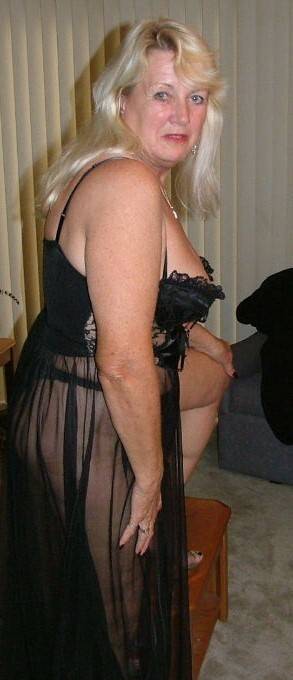 BRZI SPOJ ROZA ZABOK ZOVI 064-654-654 ŠALJI SMS vidi opis