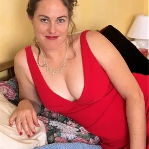 JEFTIN CHAT LEDA MAROF ZOVI 064 605 500 ŠALJI SMS vidi opis