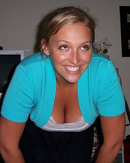 LJERKA KUTINA ZOVI 064-654-654 ŠALJI SMS vidi opis