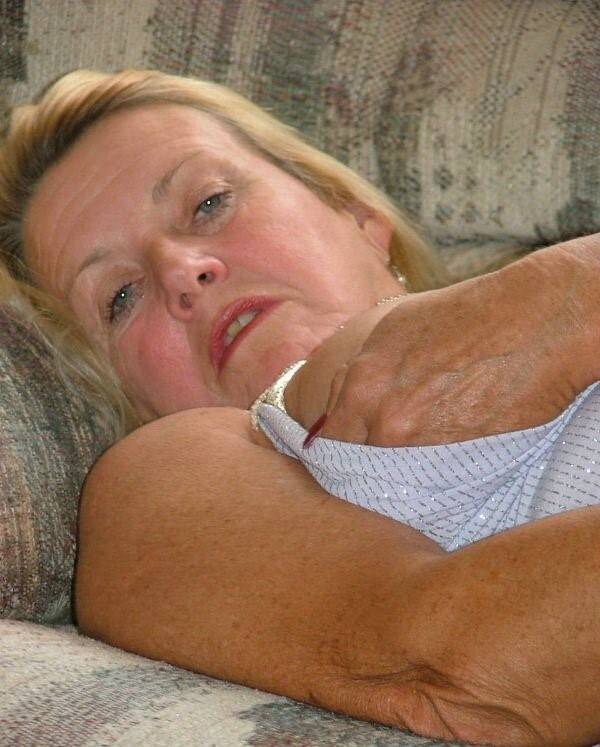 NAJJEFTINIJI CHAT MAGDA ZAGREB ZOVI 064-605-500 ŠALJI SMS vidi detalji