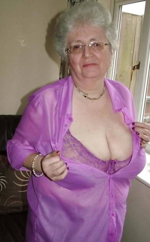 JAGODA ZAGREB ZOVI 064-654-654 ŠALJI SMS vidi opis