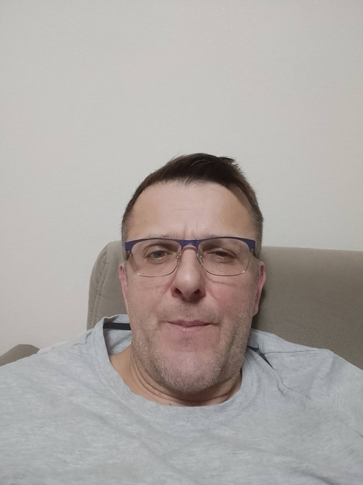 Tražim starije dame