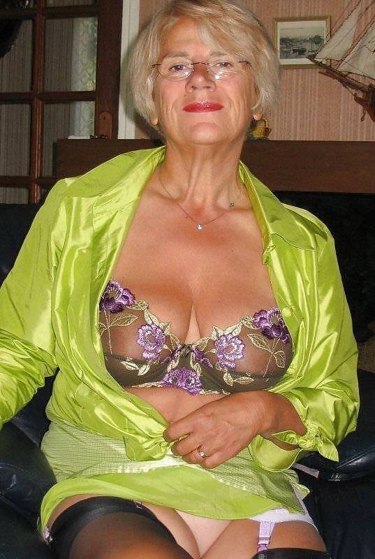 VITA ZAGREB  ZOVI 064-605-500 ŠALJI SMS vidi opis