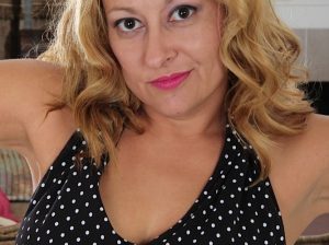 RAFAELA STUBICA ZOVI na 064-654-654 ŠALJI SMS vidi detalji